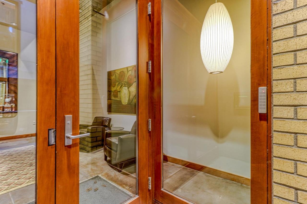 Oak Street Lofts Hotell Hood River Exteriör bild
