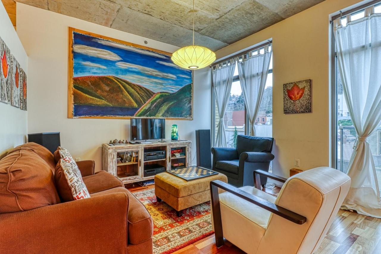 Oak Street Lofts Hotell Hood River Exteriör bild