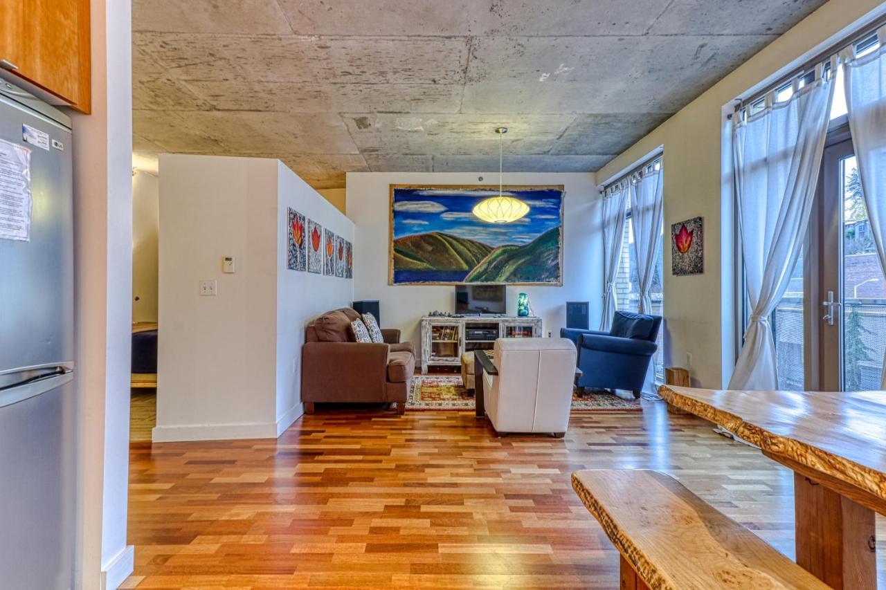 Oak Street Lofts Hotell Hood River Exteriör bild